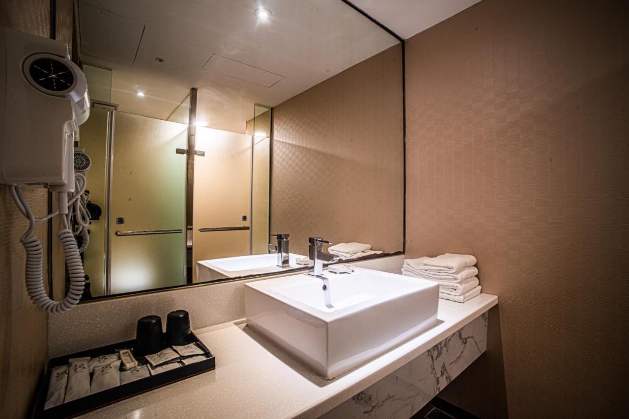 Artinn藝築文旅-台北站前館 Taipei Extérieur photo