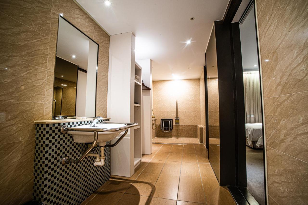 Artinn藝築文旅-台北站前館 Taipei Extérieur photo